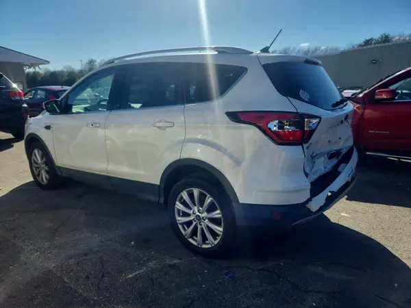 1FMCU9J98JUA65283 2018 FORD ESCAPE - Image 2