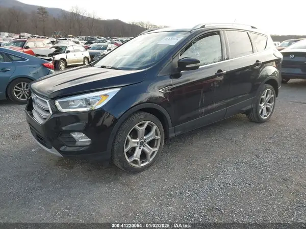 1FMCU9J98JUB08956 2018 FORD ESCAPE - Image 2
