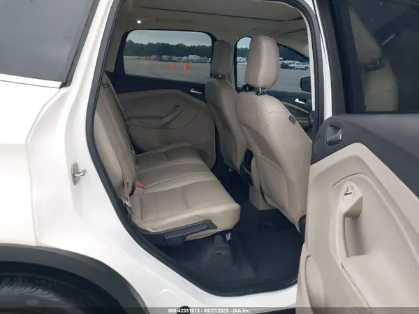1FMCU9J98JUB31301 2018 FORD ESCAPE - Image 8