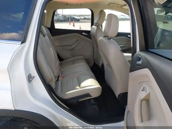 1FMCU9J98JUB54660 2018 FORD ESCAPE - Image 8