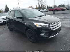 1FMCU9J98JUB71233 2018 FORD ESCAPE