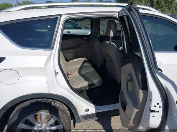 1FMCU9J98JUC07941 2018 FORD ESCAPE - Image 8