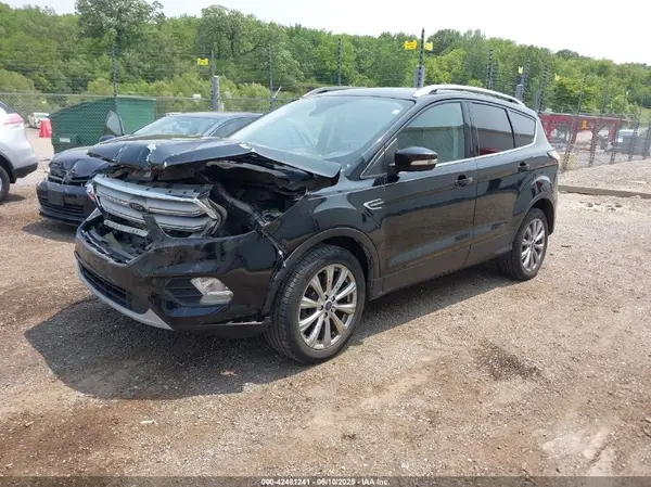 1FMCU9J98JUC67847 2018 FORD ESCAPE - Image 2