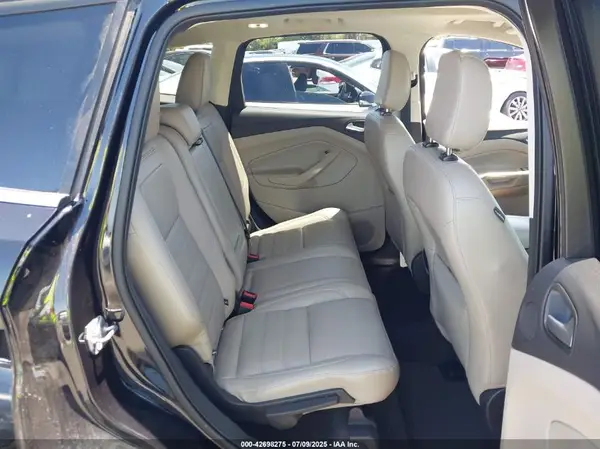 1FMCU9J98KUA21480 2019 FORD ESCAPE - Image 8