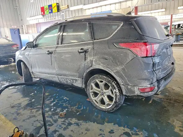 1FMCU9J98KUA97233 2019 FORD ESCAPE - Image 2