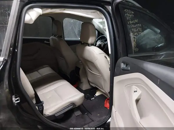 1FMCU9J98KUB02141 2019 FORD ESCAPE - Image 8