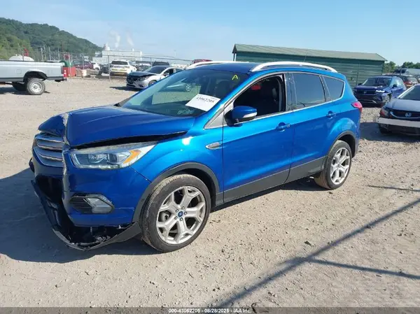 1FMCU9J98KUB51209 2019 FORD ESCAPE - Image 2
