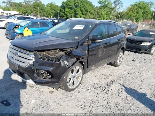 1FMCU9J98KUC18956 2019 FORD ESCAPE - Image 2