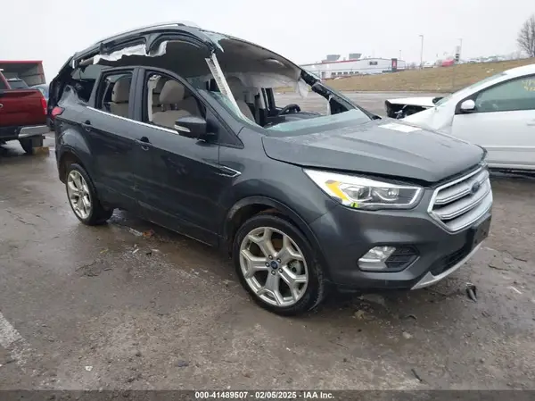 1FMCU9J98KUC31190 2019 FORD ESCAPE - Image 1