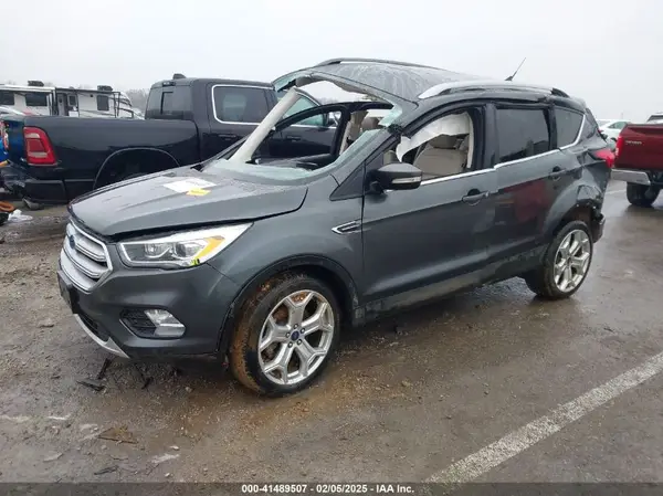 1FMCU9J98KUC31190 2019 FORD ESCAPE - Image 2
