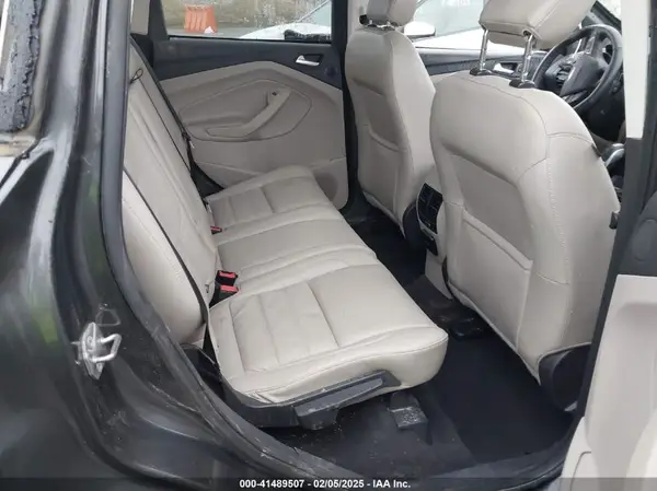 1FMCU9J98KUC31190 2019 FORD ESCAPE - Image 8
