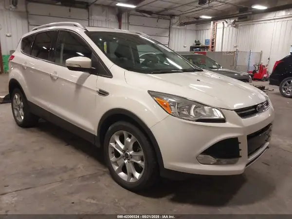 1FMCU9J99GUA61848 2016 FORD ESCAPE - Image 1