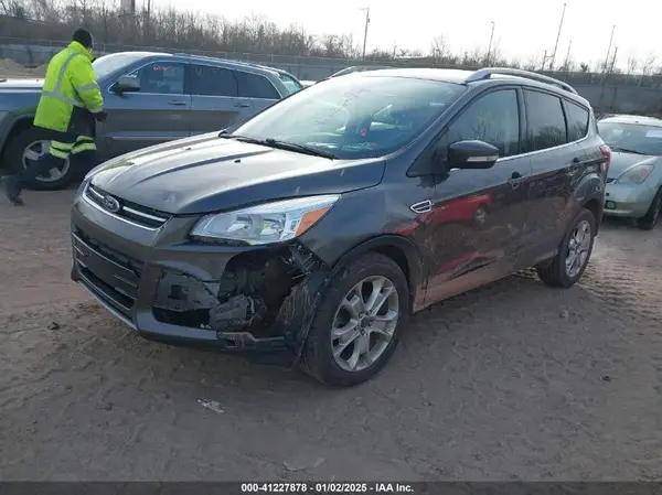 1FMCU9J99GUB90625 2016 FORD ESCAPE - Image 2