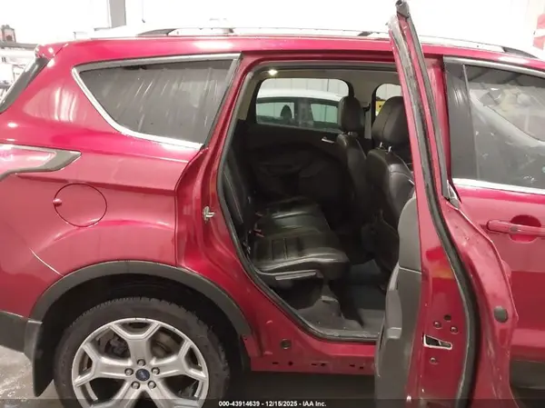 1FMCU9J99HUA14191 2017 FORD ESCAPE - Image 8