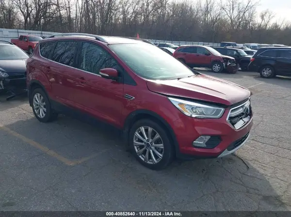 1FMCU9J99HUA60670 2017 FORD ESCAPE - Image 1