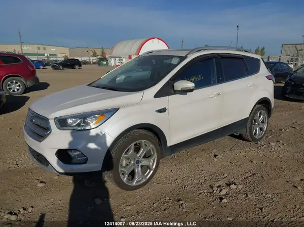 1FMCU9J99HUA65271 2017 FORD ESCAPE - Image 2