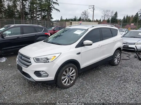 1FMCU9J99HUA83253 2017 FORD ESCAPE - Image 2