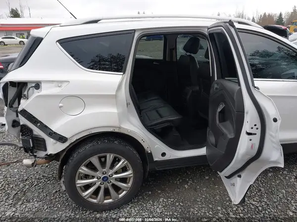1FMCU9J99HUA83253 2017 FORD ESCAPE - Image 8