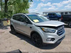 1FMCU9J99HUB00598 2017 FORD ESCAPE