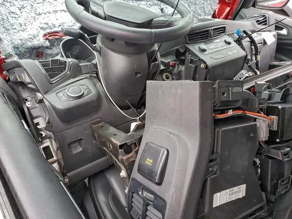 1FMCU9J99HUB58744 2017 FORD ESCAPE - Image 8
