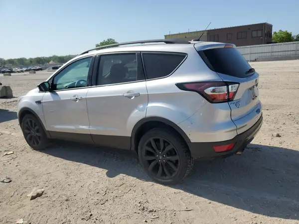 1FMCU9J99HUB80212 2017 FORD ESCAPE - Image 2