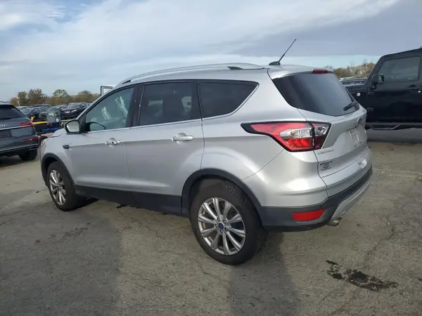 1FMCU9J99HUC92377 2017 FORD ESCAPE - Image 2