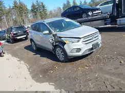 1FMCU9J99HUD44428 2017 FORD ESCAPE