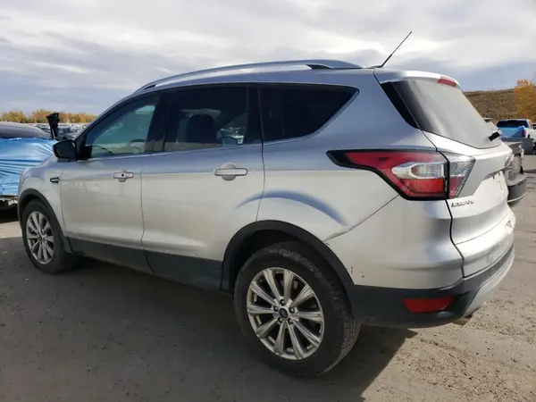 1FMCU9J99HUD94813 2017 FORD ESCAPE - Image 2