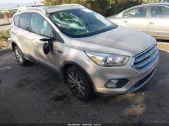 1FMCU9J99HUE18057 2017 FORD ESCAPE