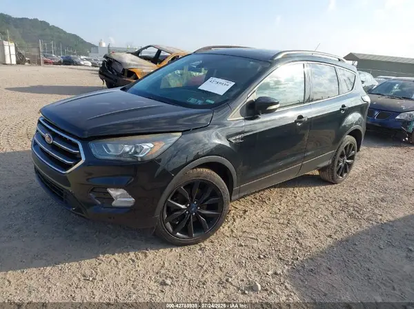 1FMCU9J99HUE32282 2017 FORD ESCAPE - Image 2