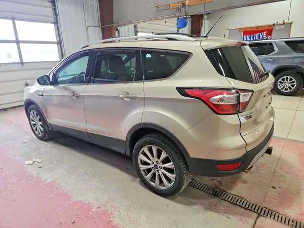 1FMCU9J99HUF09958 2017 FORD ESCAPE - Image 2