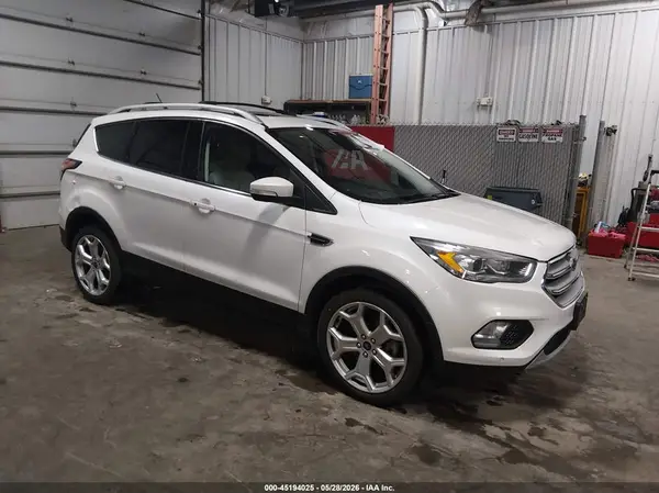 1FMCU9J99JUA09739 2018 FORD ESCAPE - Image 1