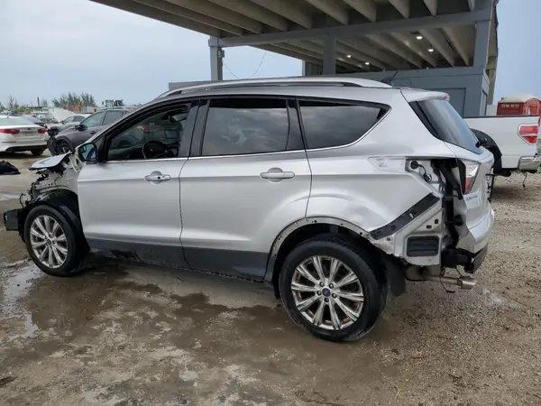 1FMCU9J99JUA15055 2018 FORD ESCAPE - Image 2