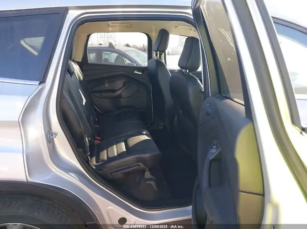 1FMCU9J99JUA64627 2018 FORD ESCAPE - Image 8