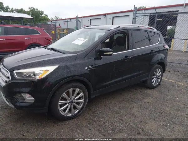 1FMCU9J99JUB39858 2018 FORD ESCAPE - Image 2