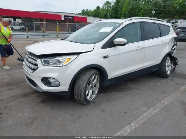 1FMCU9J99JUB50522 2018 FORD ESCAPE - Image 2