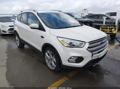 1FMCU9J99JUC32900 2018 FORD ESCAPE