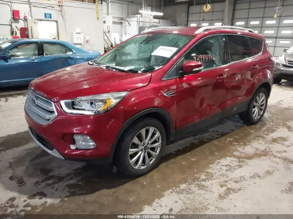 1FMCU9J99JUC80140 2018 FORD ESCAPE - Image 2