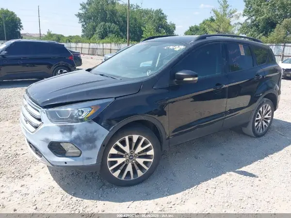 1FMCU9J99JUC96824 2018 FORD ESCAPE - Image 2