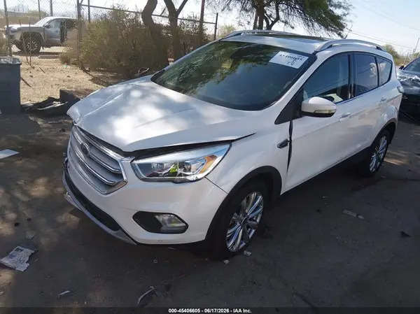 1FMCU9J99JUD04940 2018 FORD ESCAPE - Image 2
