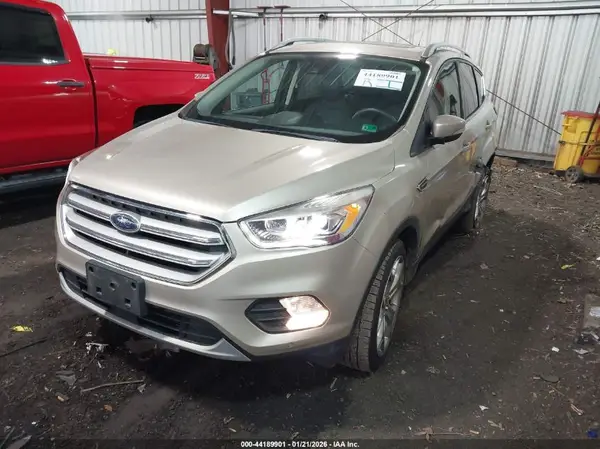 1FMCU9J99JUD34505 2018 FORD ESCAPE - Image 2
