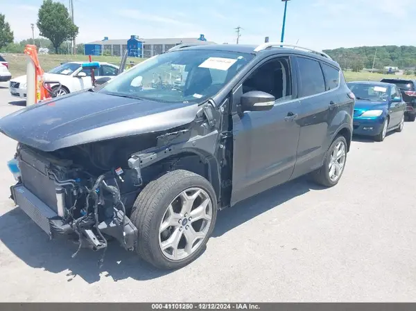 1FMCU9J99JUD43804 2018 FORD ESCAPE - Image 2