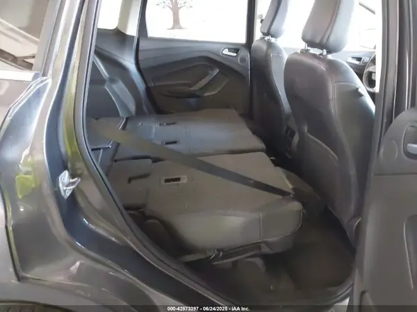 1FMCU9J99KUA41785 2019 FORD ESCAPE - Image 8