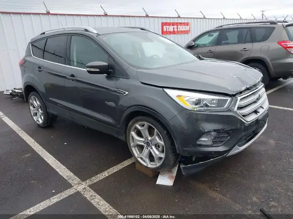 1FMCU9J99KUA64158 2019 FORD ESCAPE - Image 1