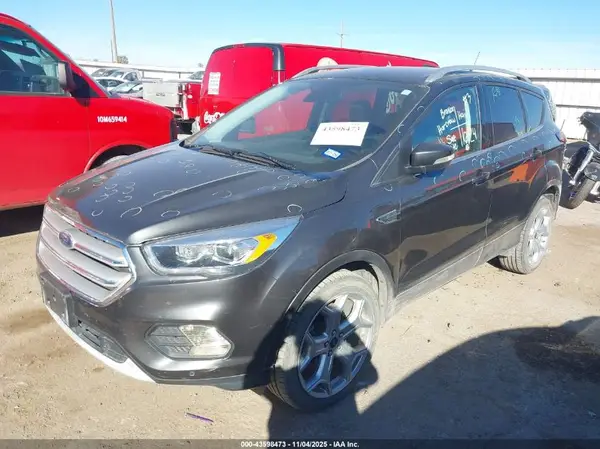 1FMCU9J99KUB83179 2019 FORD ESCAPE - Image 2