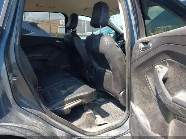 1FMCU9J99KUC00935 2019 FORD ESCAPE - Image 8