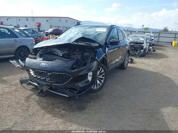 1FMCU9J99LUA15155 2020 FORD ESCAPE - Image 2