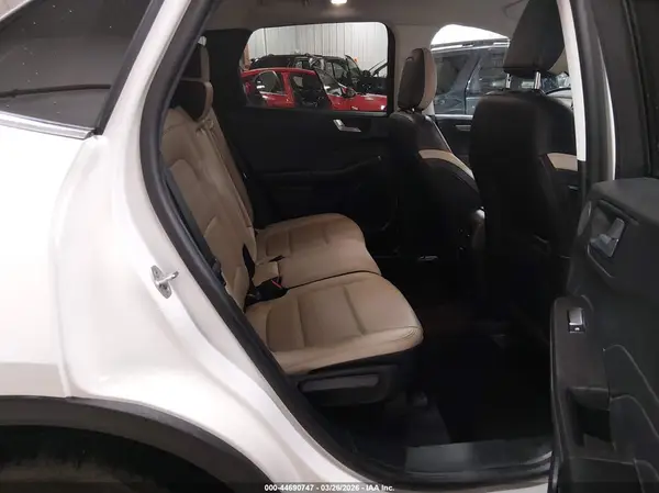 1FMCU9J99MUA14024 2021 FORD ESCAPE - Image 8