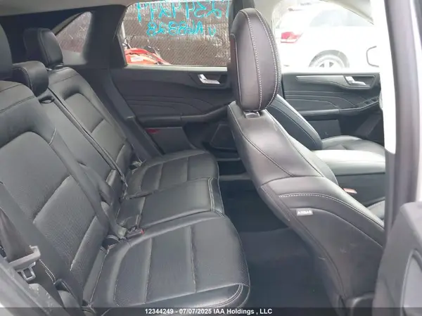 1FMCU9J99NUA68828 2022 FORD ESCAPE - Image 8