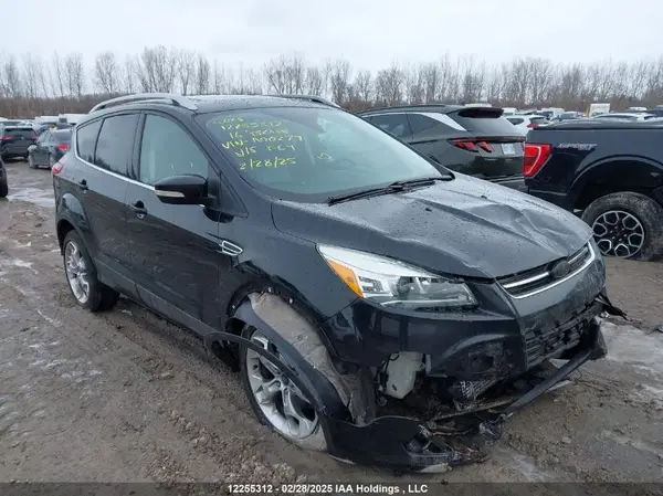 1FMCU9J9XGUA00279 2016 FORD ESCAPE - Image 1
